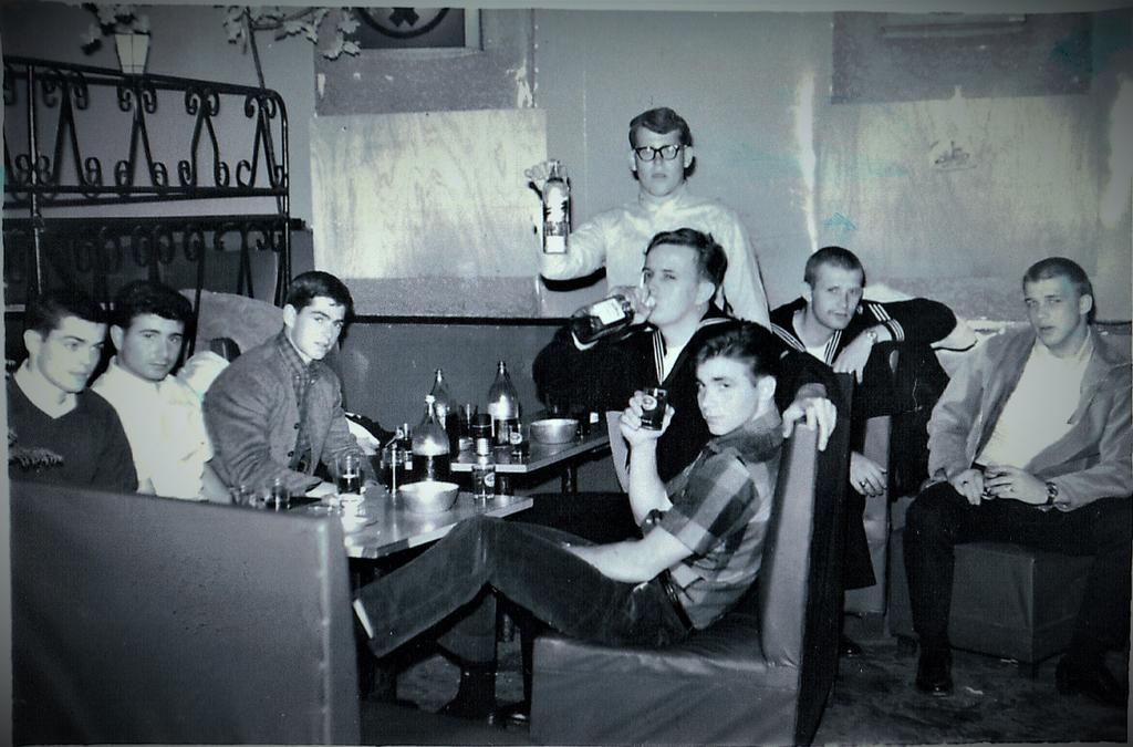 1st 8in how. bat. C-2 68