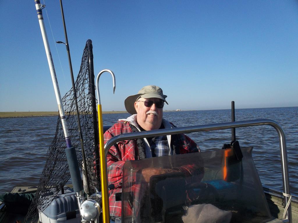 Mike Donehy in Alongopo Phillipines