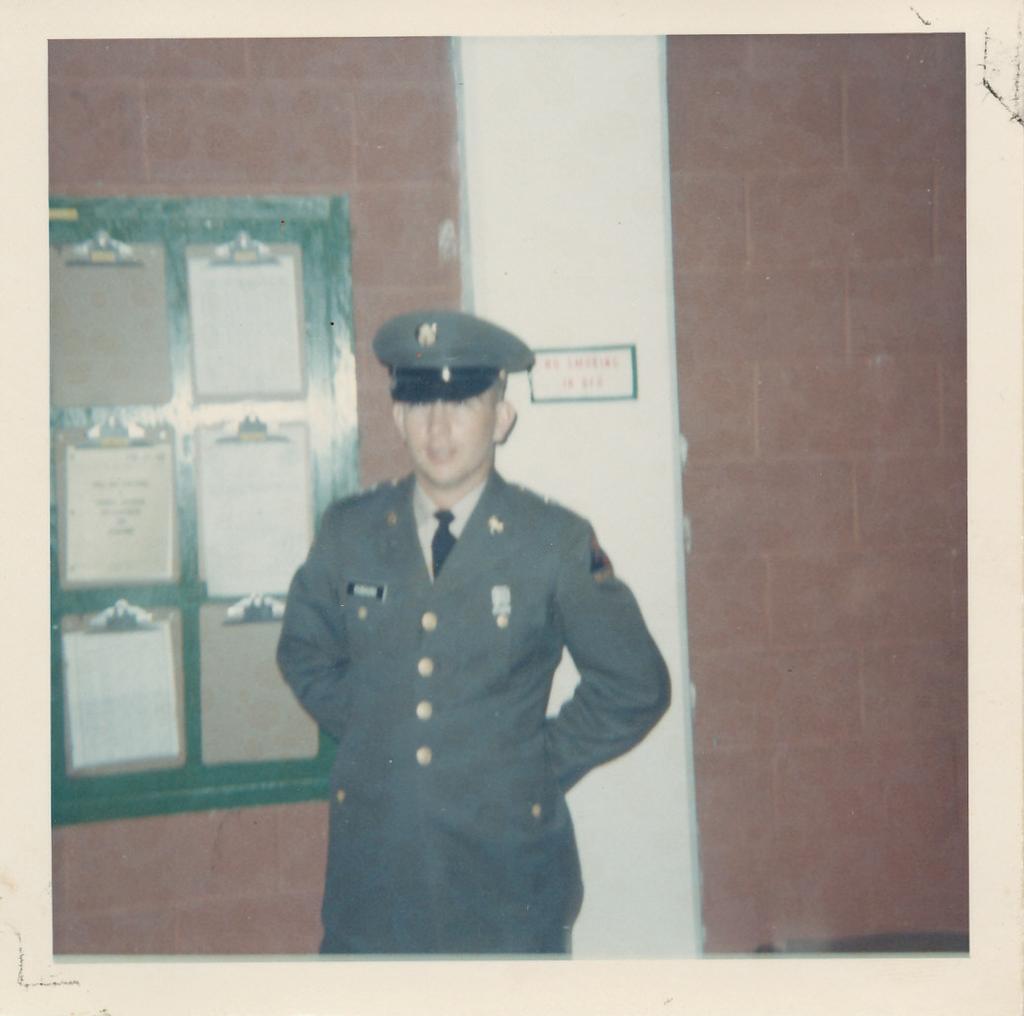 Rafael Alfonzo weapons cleaning