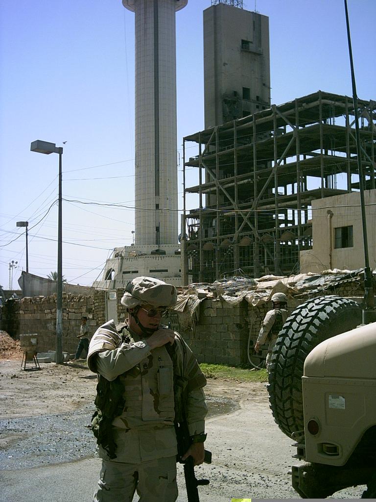 Girlfriend show her rifle!